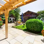 Frühstückspension Denggenhof 3*