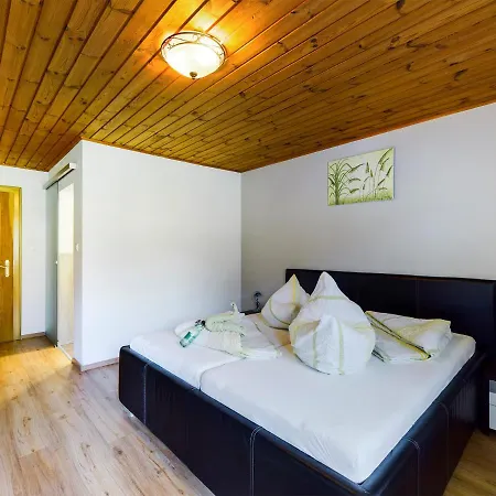 Denggenhof 住宿加早餐酒店 3*