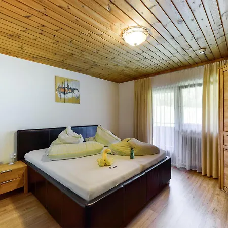 فندق مبيت وإفطار Denggenhof 3*