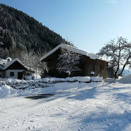 Denggenhof Oda ve Kahvaltı