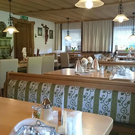 فندق مبيت وإفطار Denggenhof 3*